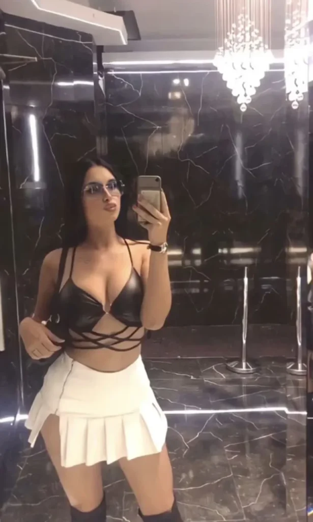 Vanessa Cherry profile image